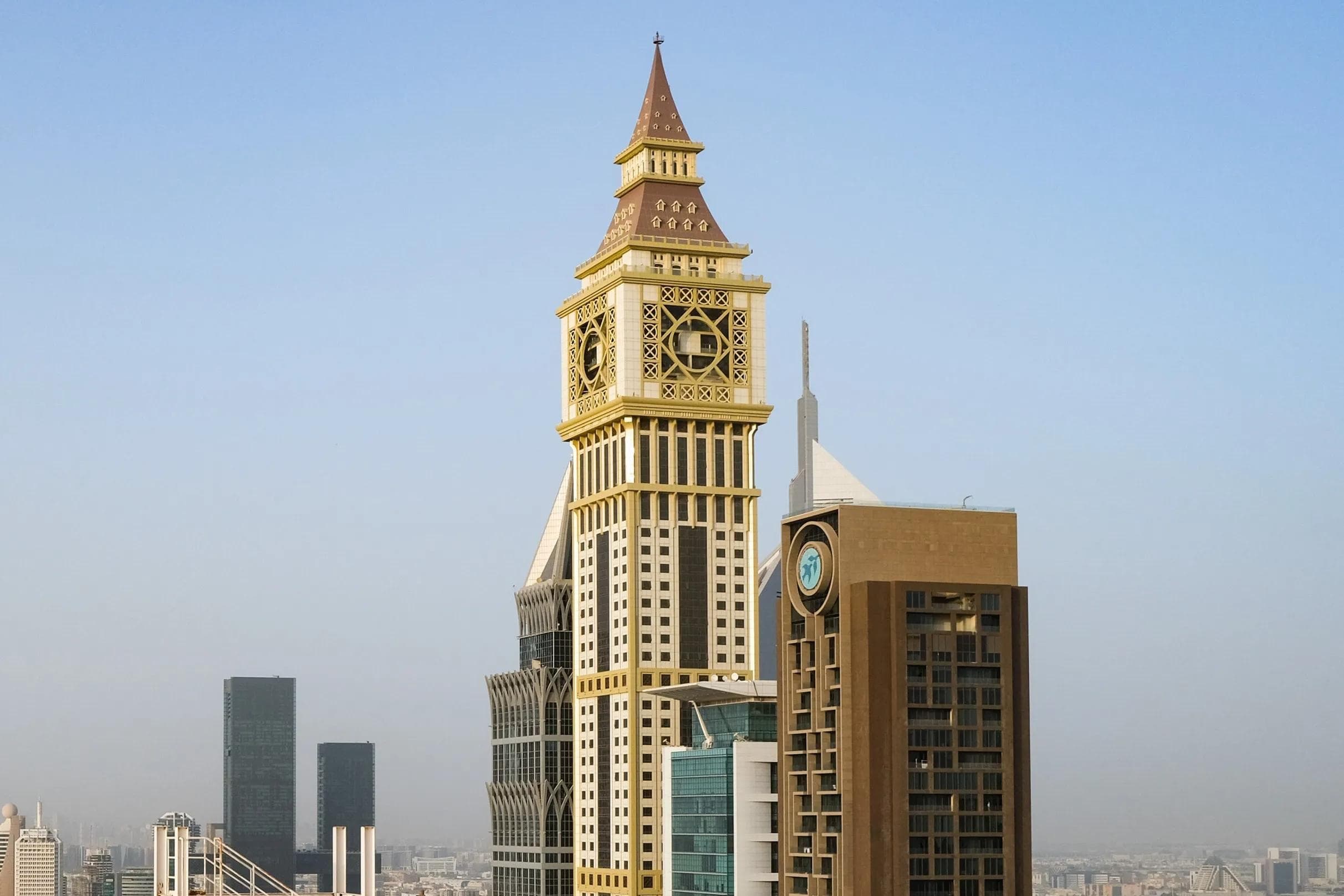 AHS Tower, image 2