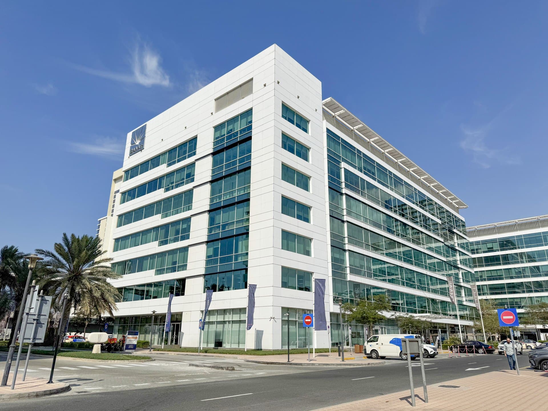 Seascape Building 3, image 1