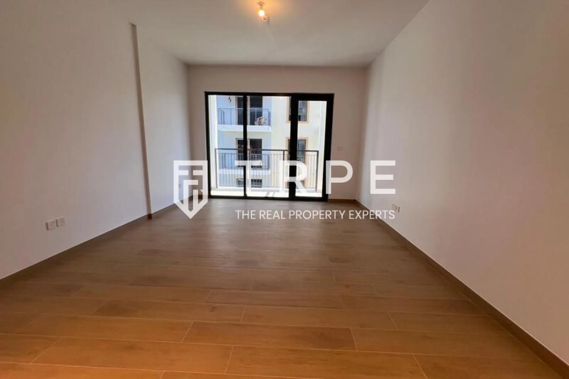 Sea View 1BR | Upgraded | La Mer, Jumeirah