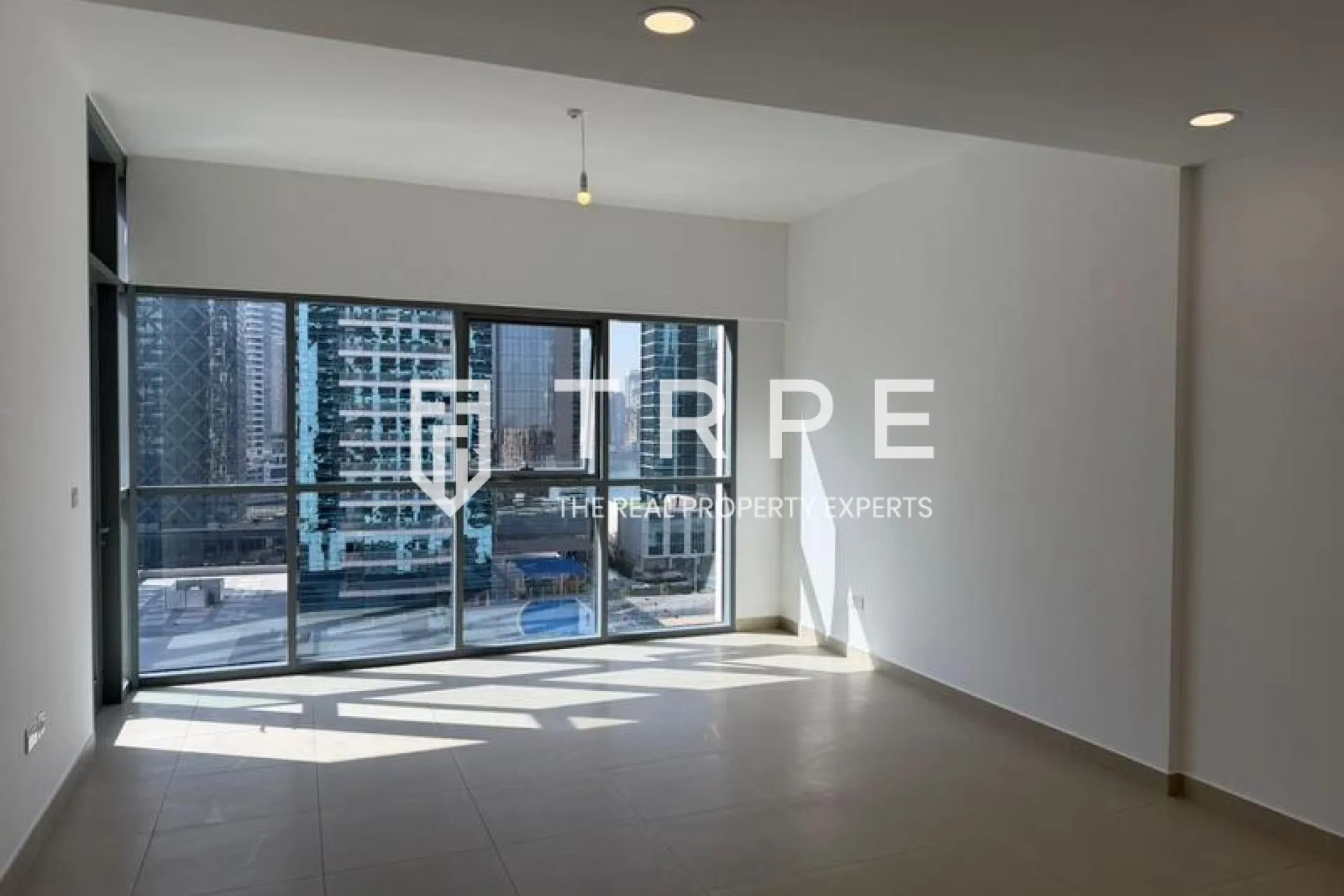 1BR | 885 sq ft | Bellevue Towers, Downtown Dubai