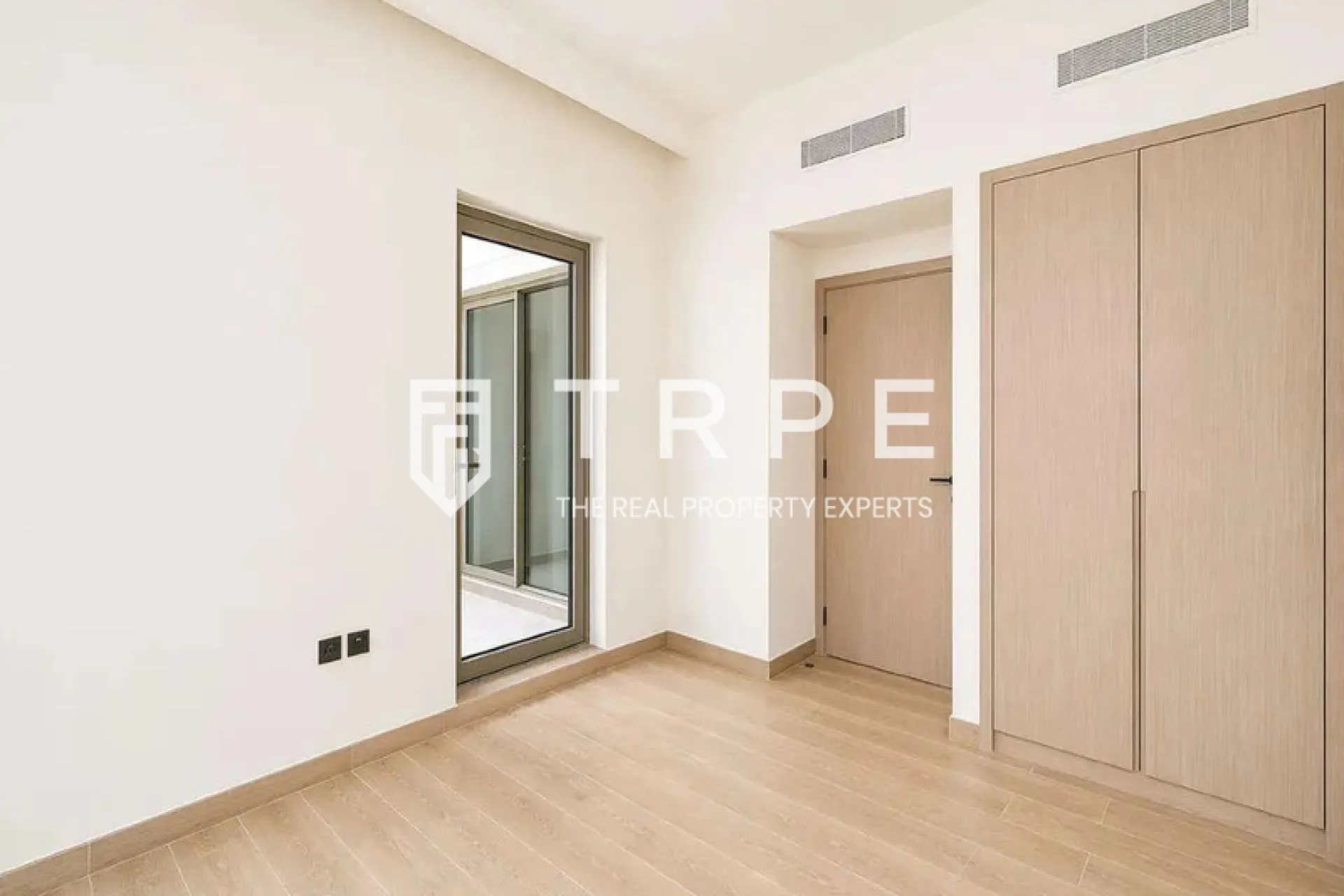 Corner Unit | Single Row | Malta, DAMAC Lagoons