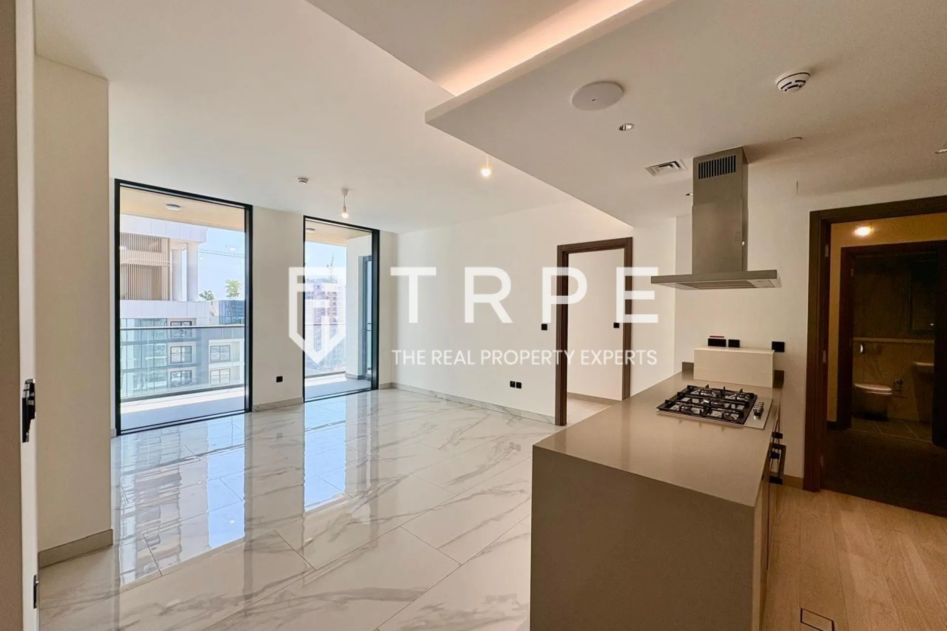 Vacant Now | 2 Beds + Maid | Crest Grande