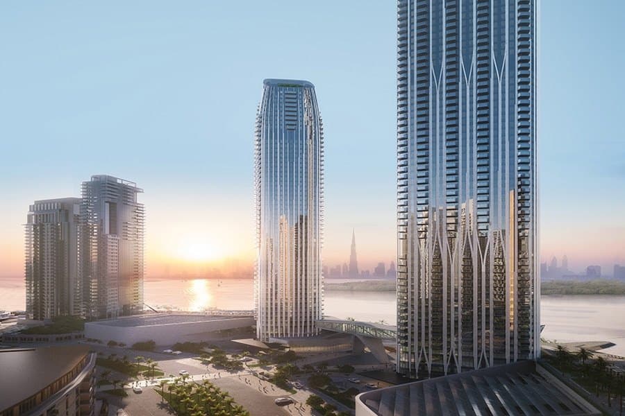 Which Dubai Properties Have Beachfront Access?
