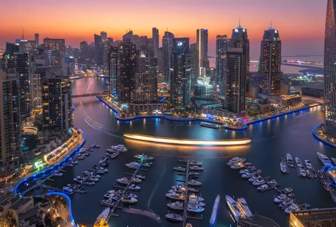 Vida Residences Dubai Marina, image 1