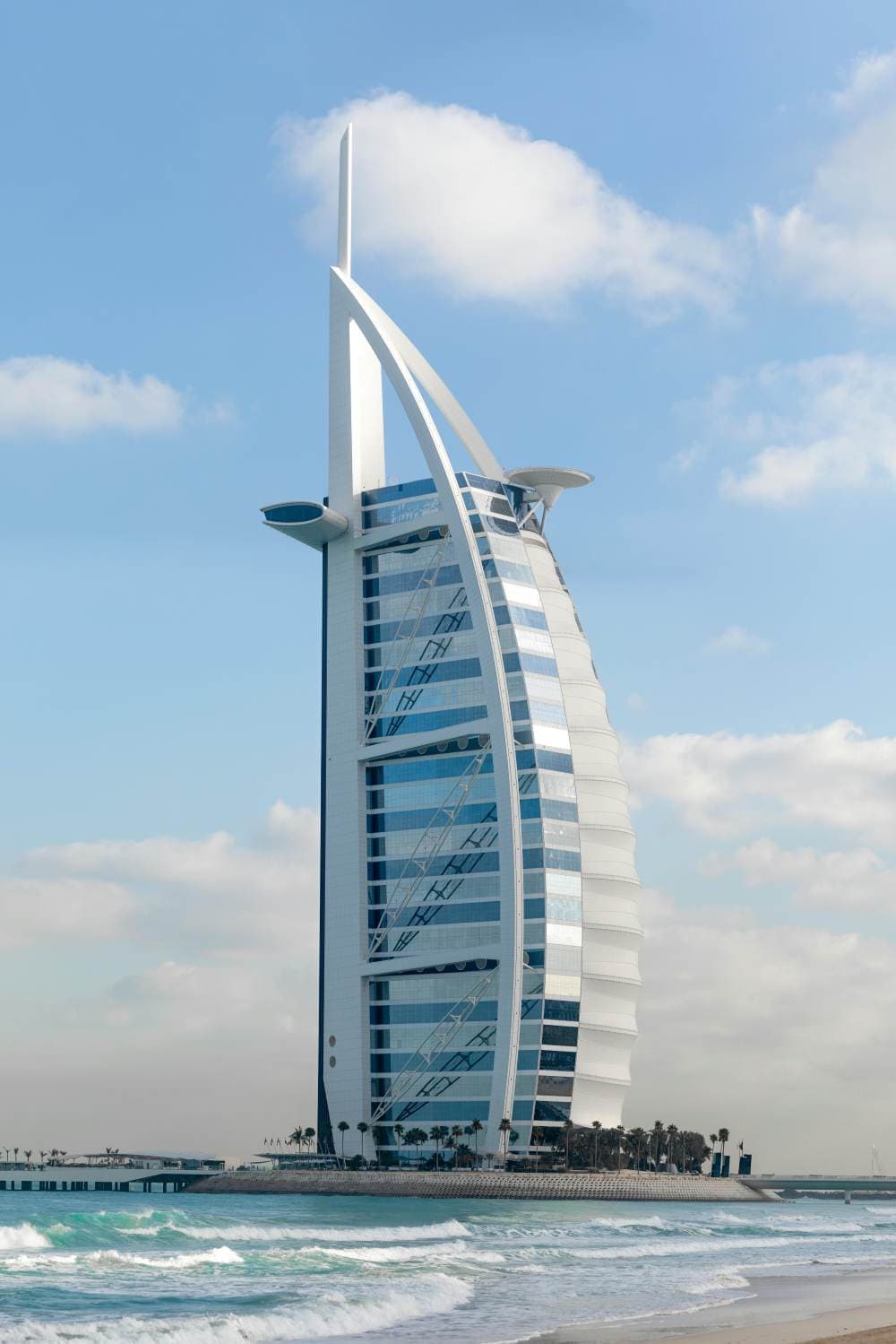 TRPE's Battle of the Waterfronts: Dubai Creek Harbour vs. Dubai Marina